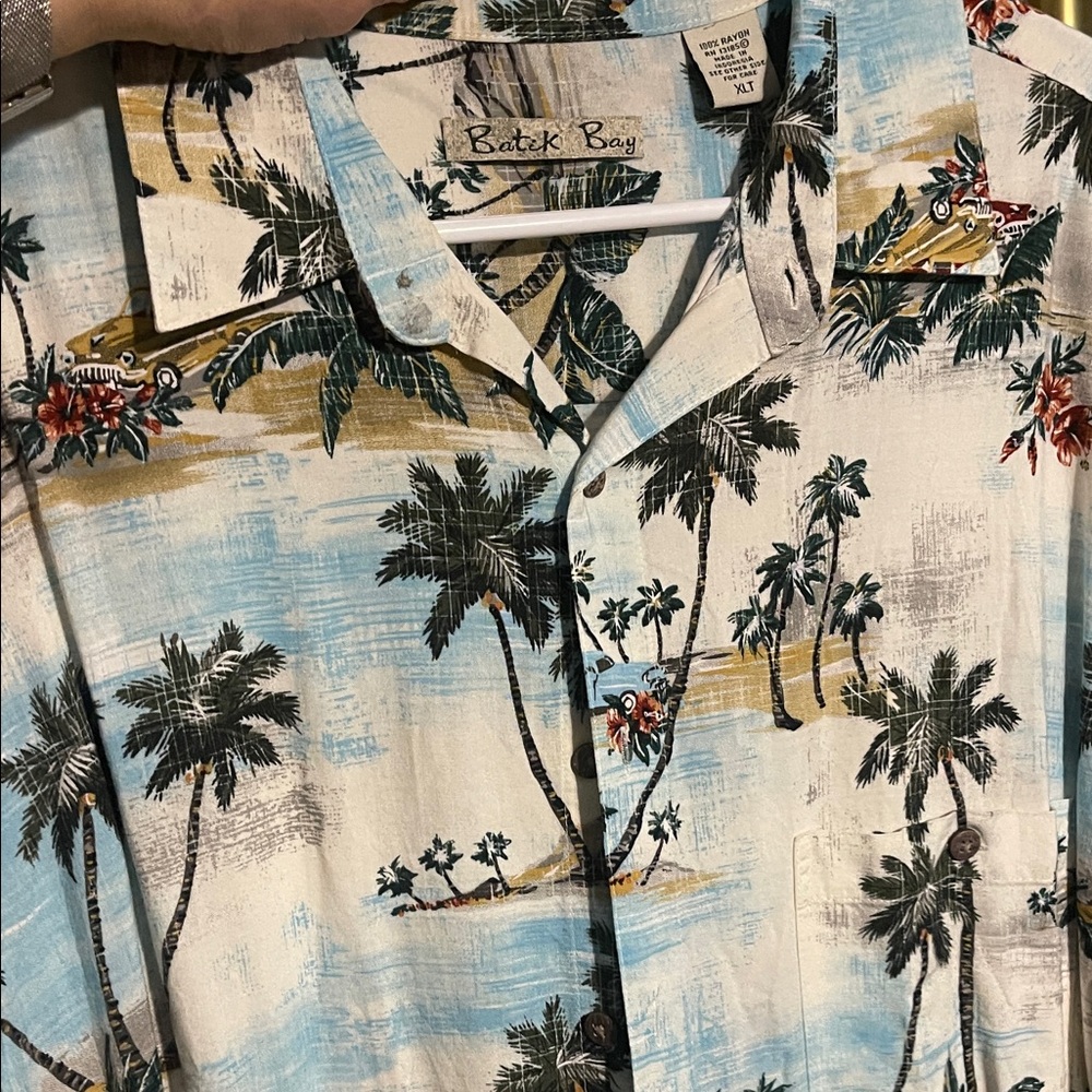 Batak Bay Men's Palm Tree Print Shirt - Blue and White